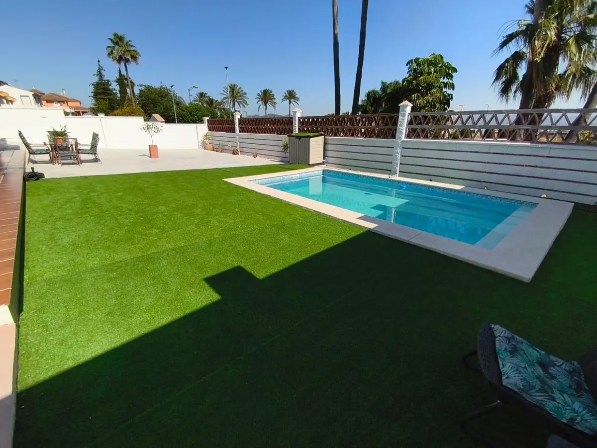 Detached Villa for sale in Alhaurín de la Torre — photo 1