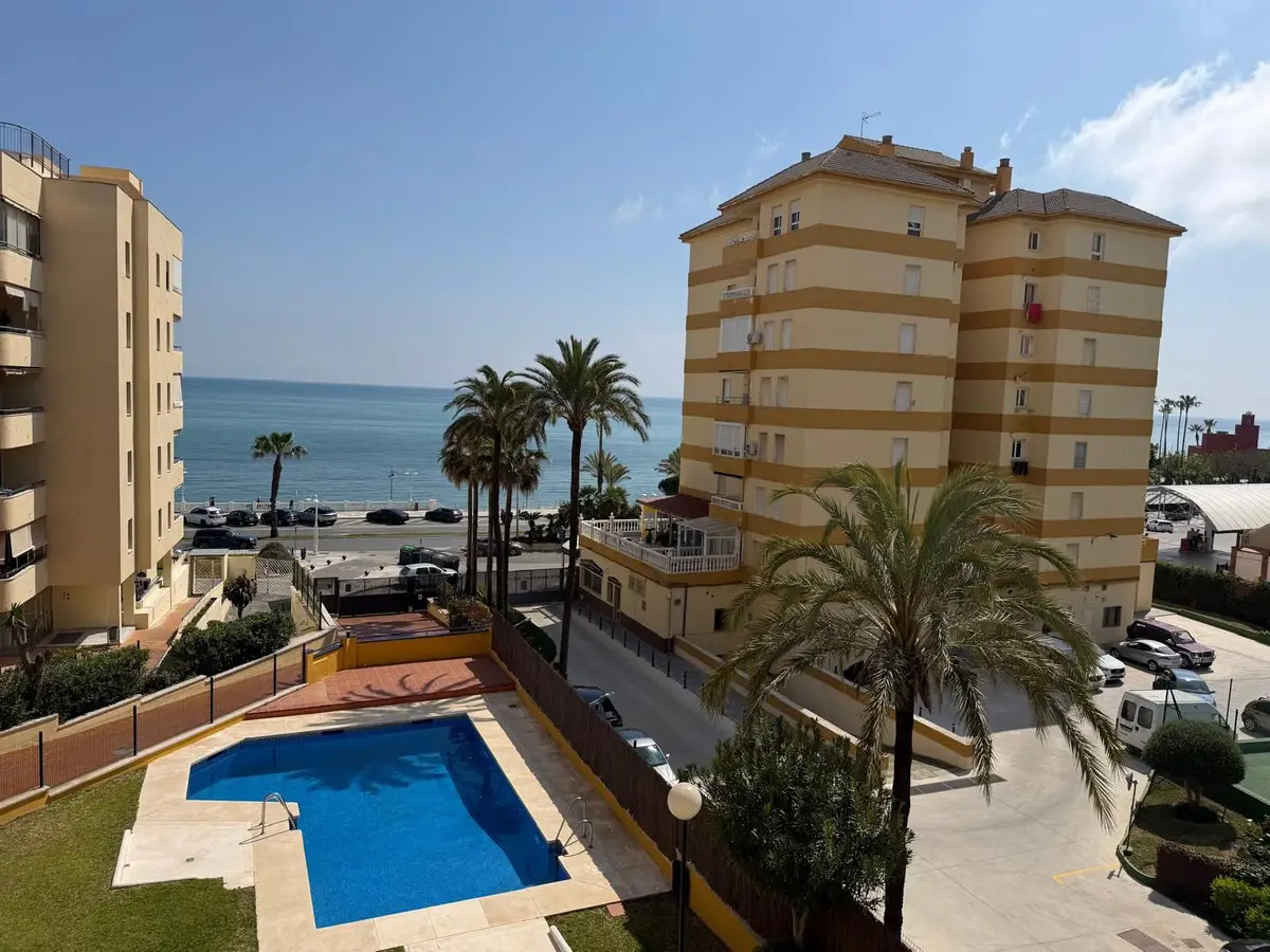 Middle Floor Apartment for sale in Benalmadena — photo 1