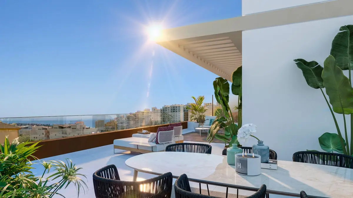 Top Floor Apartment for sale in Estepona — photo 1