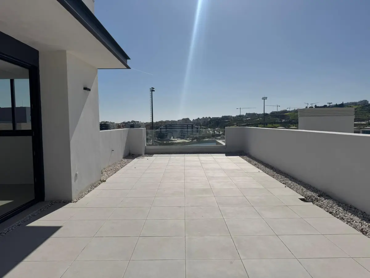 Penthouse for sale in Estepona — photo 1