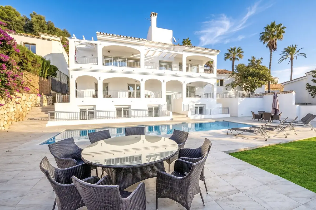 Detached Villa for sale in Benalmadena — photo 1