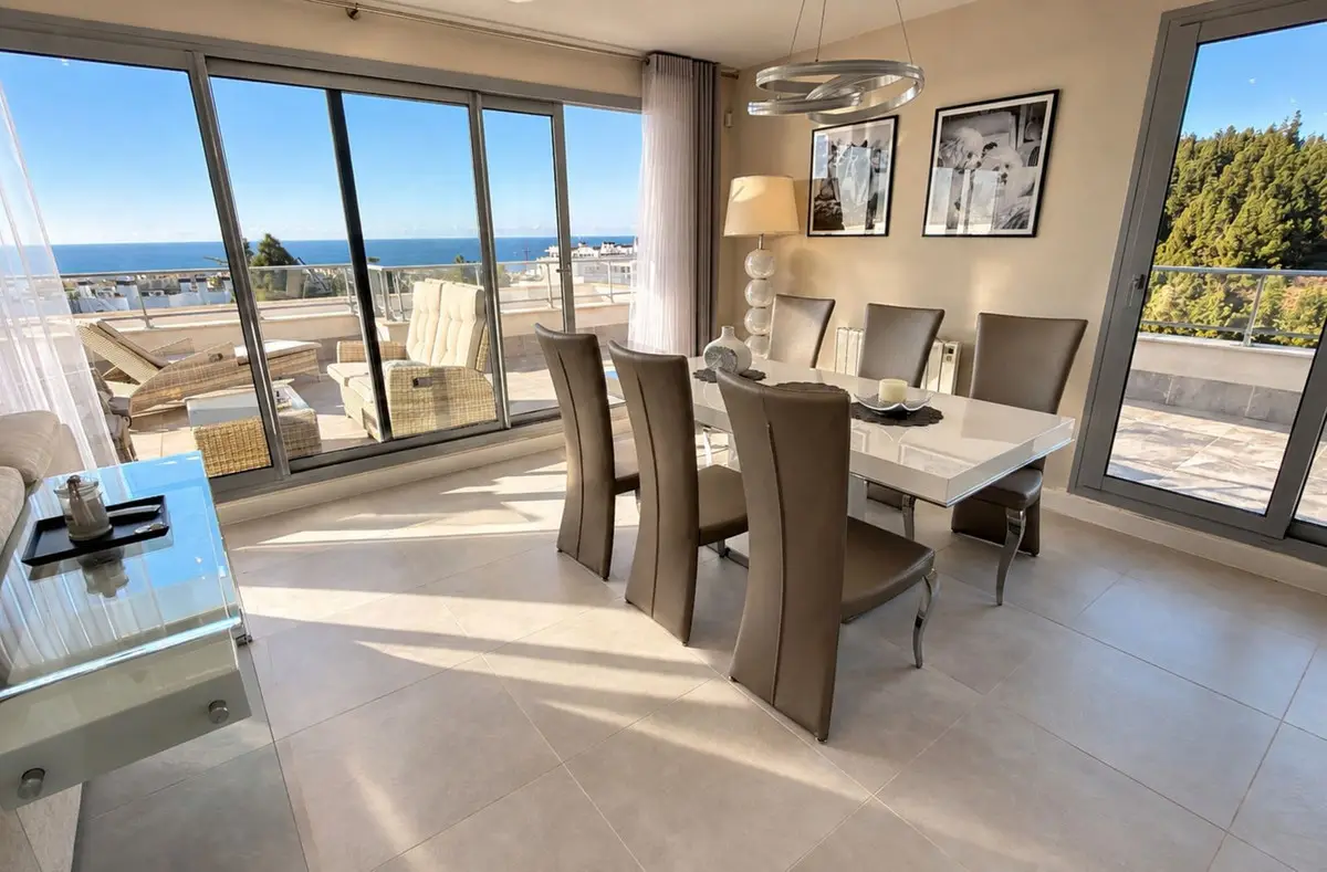 Penthouse for sale in Las Lagunas — photo 1