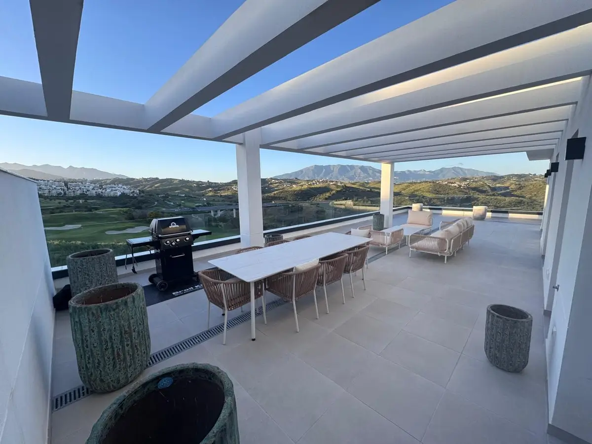 Penthouse for sale in La Cala de Mijas — photo 1
