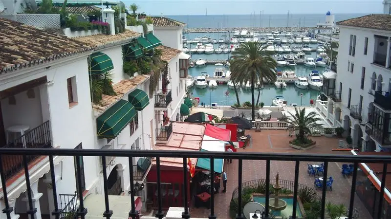 Penthouse for sale in La Duquesa — photo 1