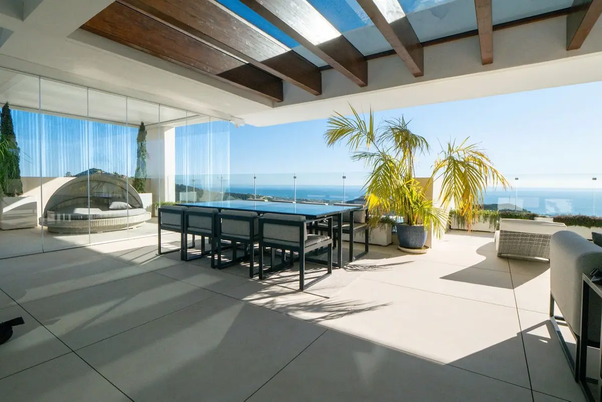 Penthouse for sale in Marbella — photo 1