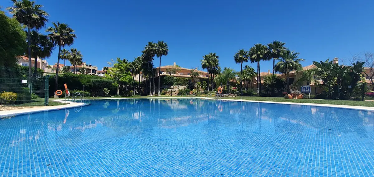 Detached Villa for sale in Riviera del Sol — photo 1