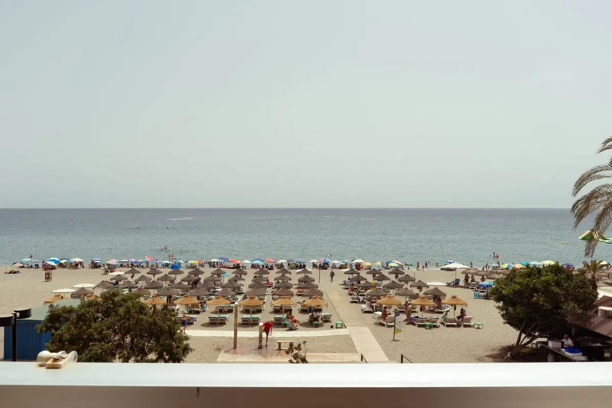 Middle Floor Apartment for sale in Fuengirola — photo 1