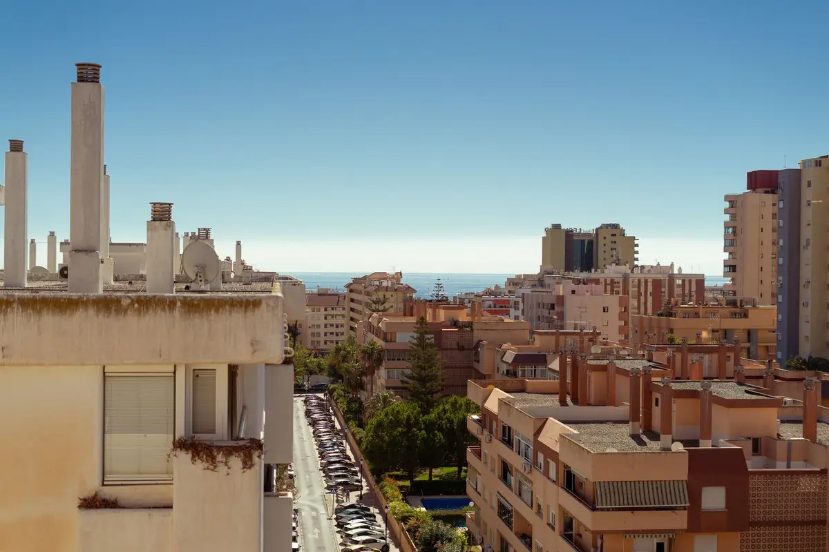 Top Floor Apartment for sale in Fuengirola — photo 1