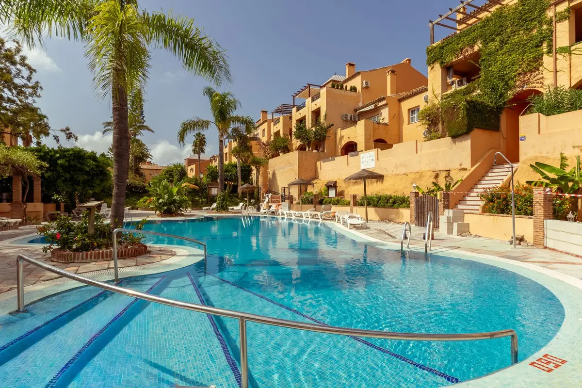 Middle Floor Apartment for sale in Mijas Golf — photo 1