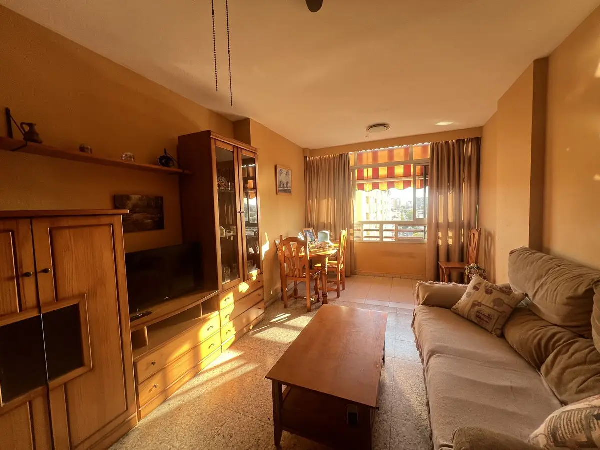 Middle Floor Apartment for sale in Málaga — photo 1