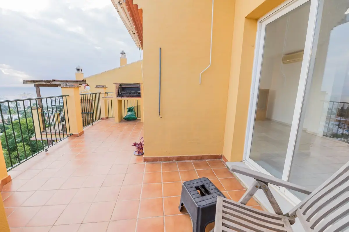 Rijhuis te koop in Torreblanca — foto 1