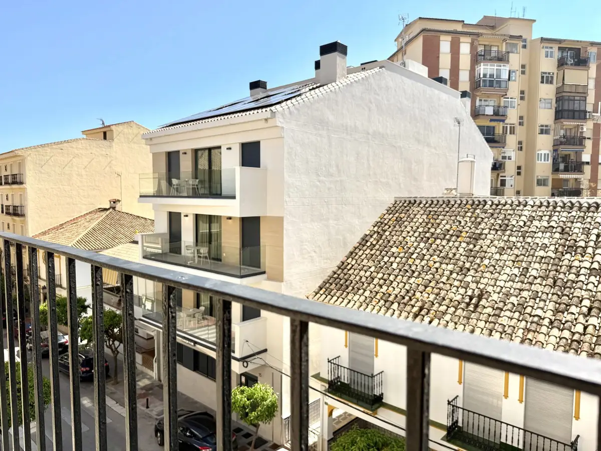 Top Floor Apartment for sale in Fuengirola — photo 1