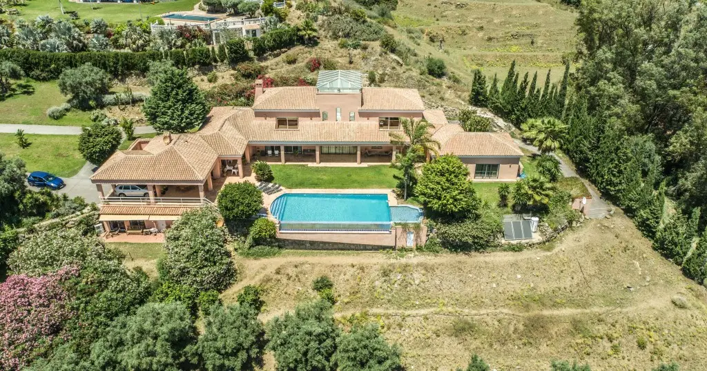 Detached Villa for sale in Benalmadena — photo 1