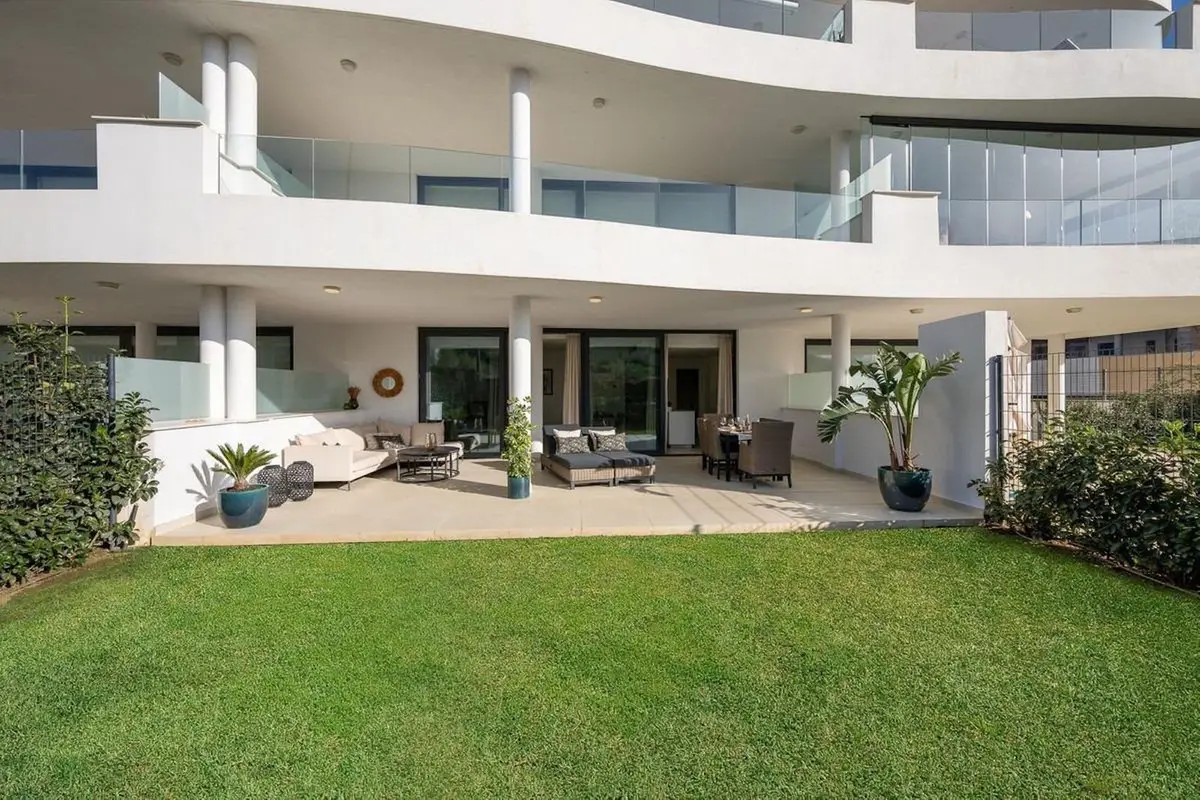 Ground Floor Apartment for sale in Higueron — photo 1