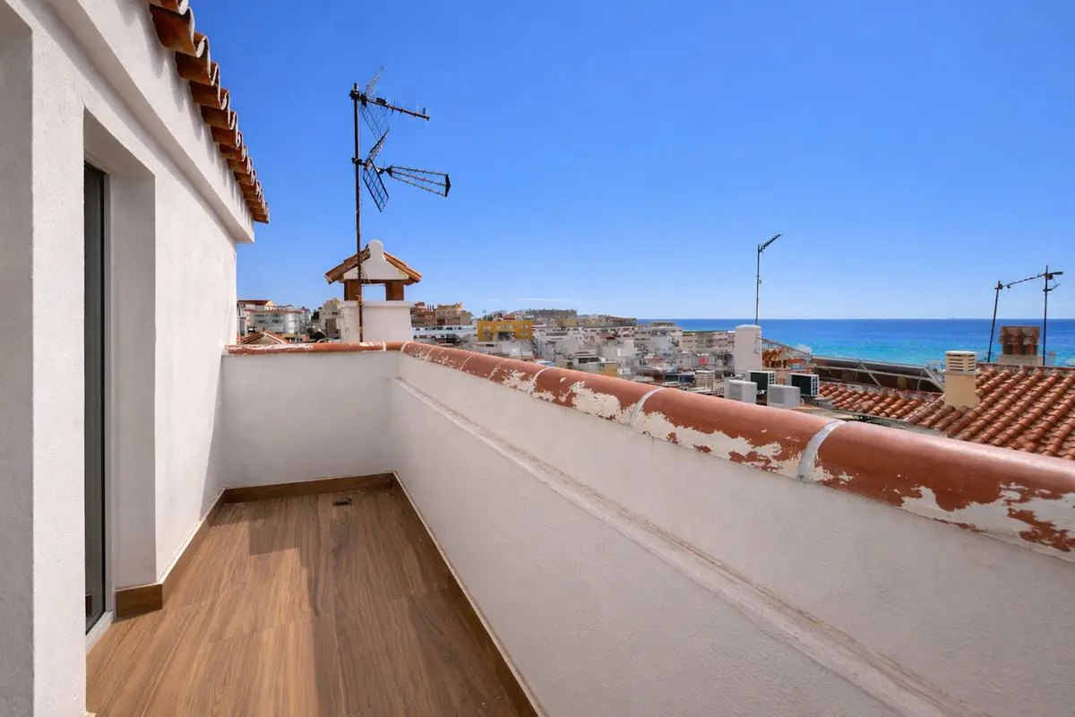 Townhouse for sale in Arroyo de la Miel — photo 1