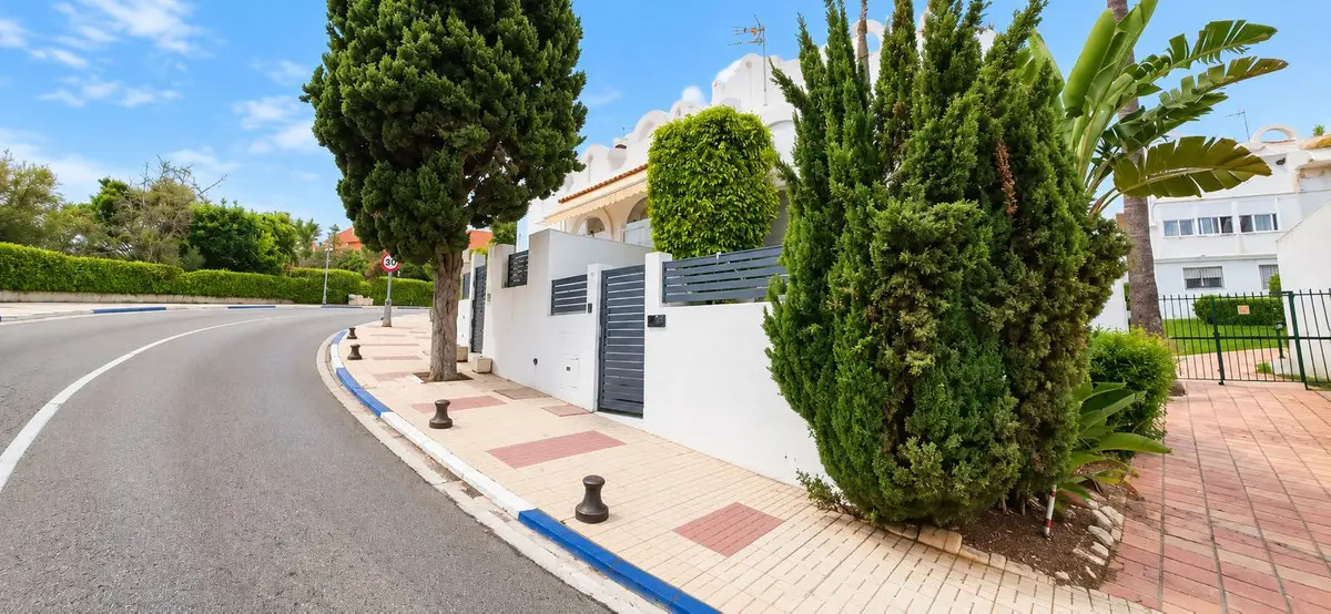 Townhouse for sale in Reserva de Marbella — photo 1