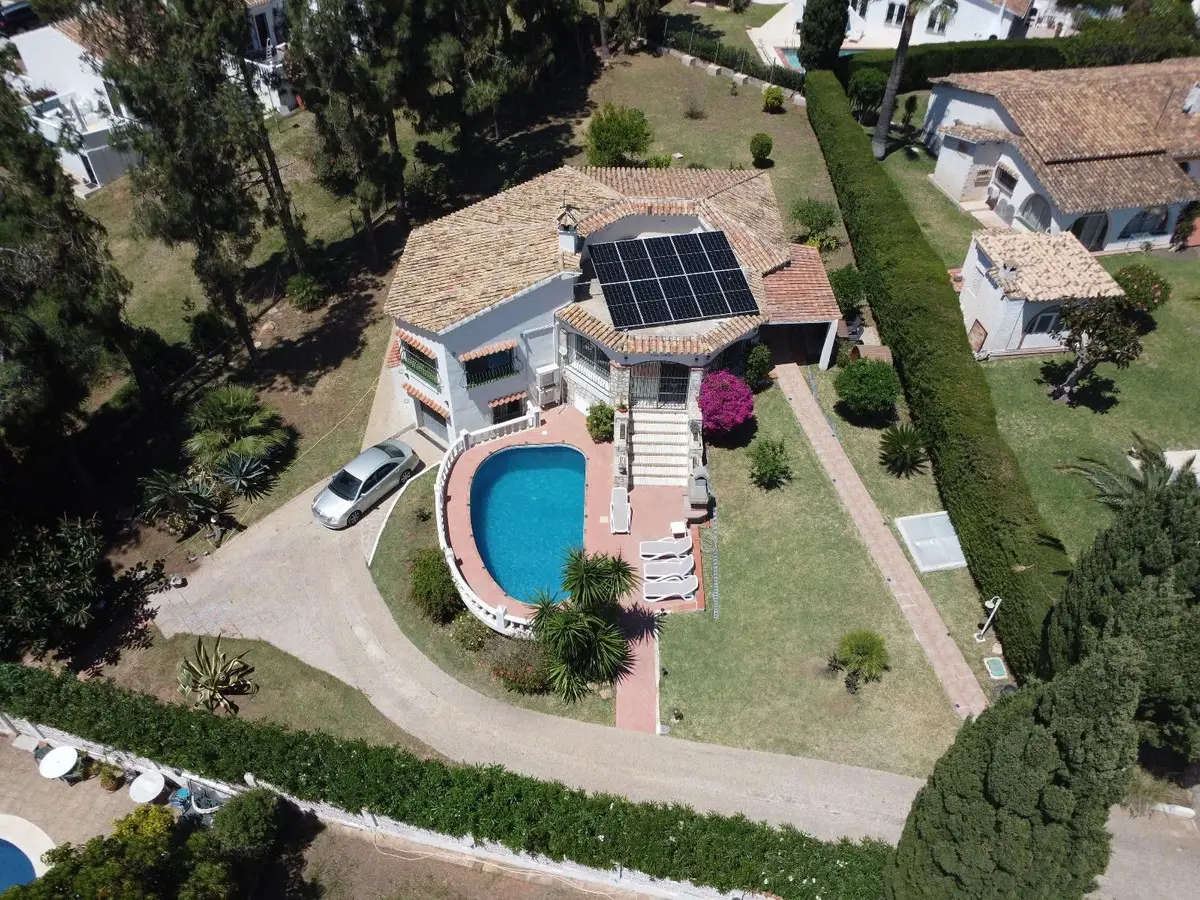 Detached Villa for sale in El Chaparral — photo 1