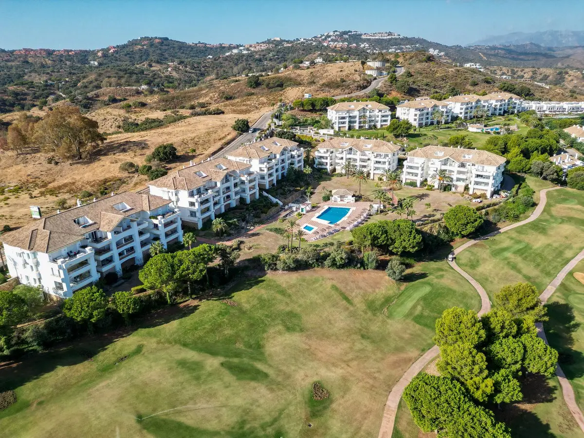 Middle Floor Apartment for sale in La Cala Golf — photo 1