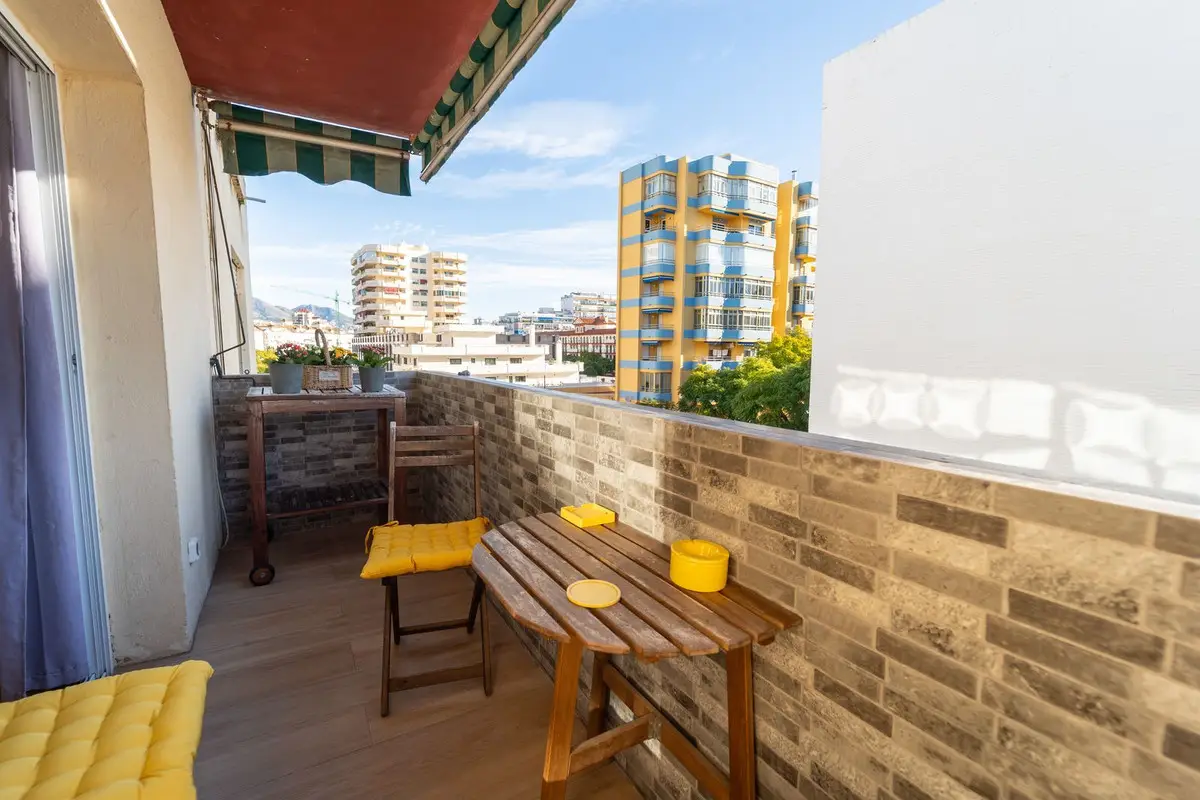Middle Floor Apartment for sale in Fuengirola — photo 1