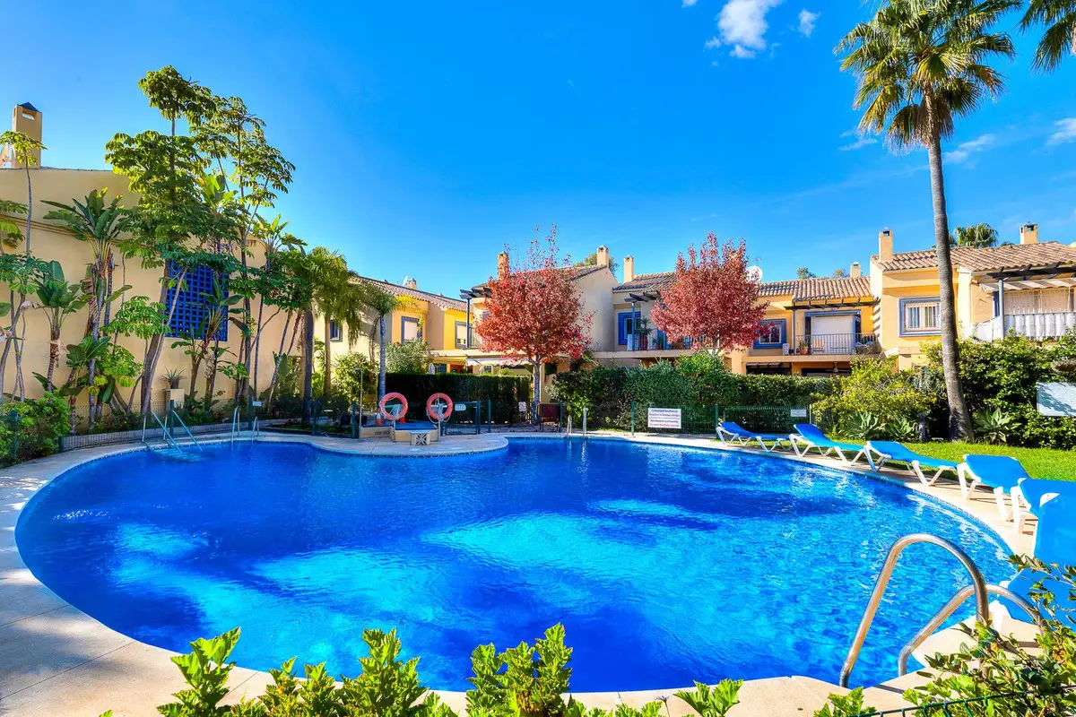 Townhouse for sale in San Pedro de Alcántara — photo 1