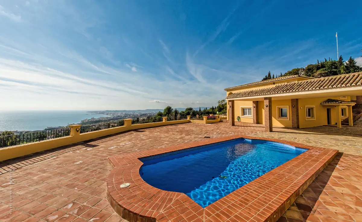 Detached Villa for sale in Benalmadena — photo 1