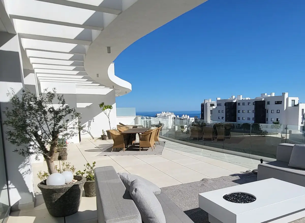 Penthouse for sale in Fuengirola — photo 1