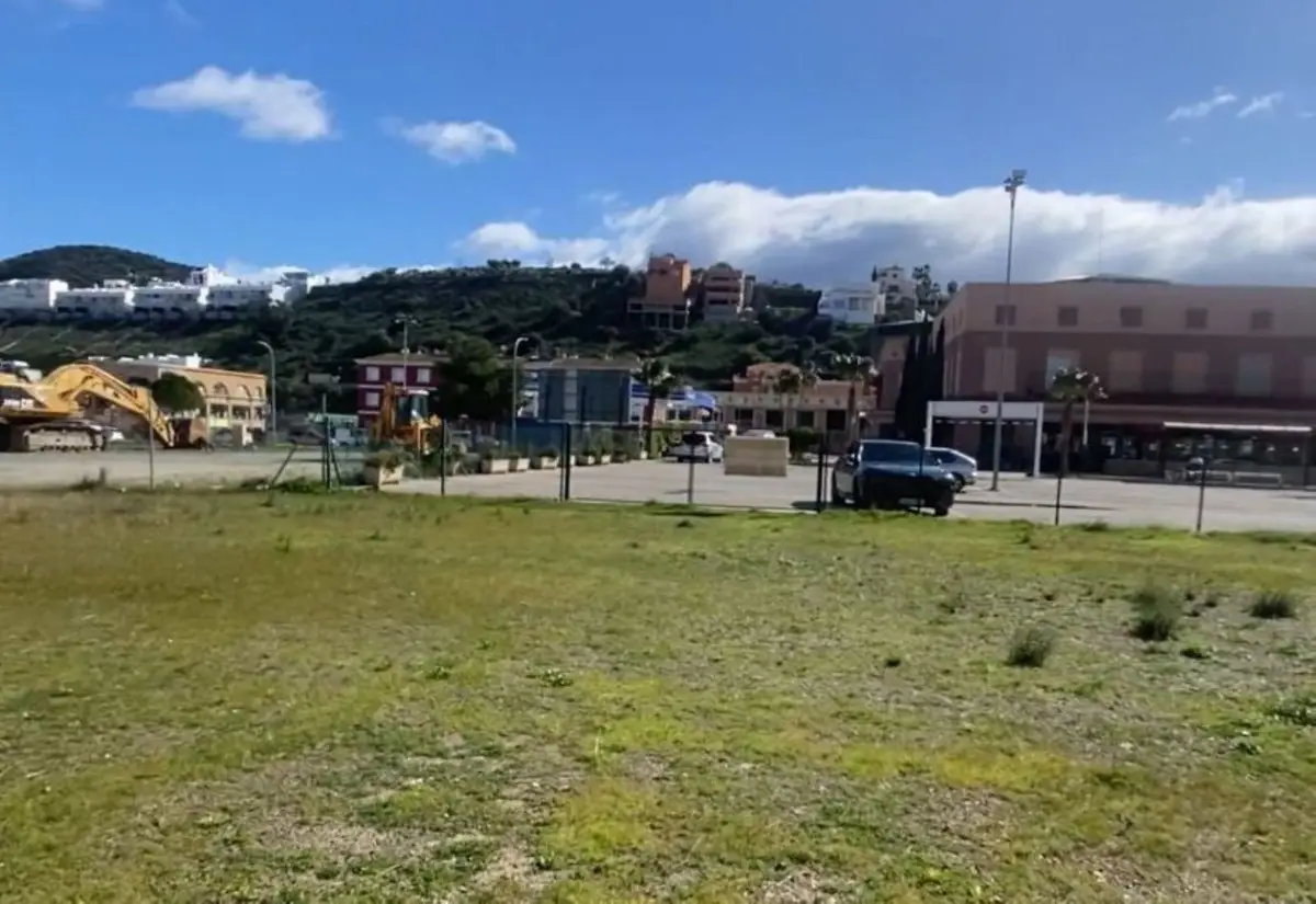 Residential Plot for sale in Coín — photo 1