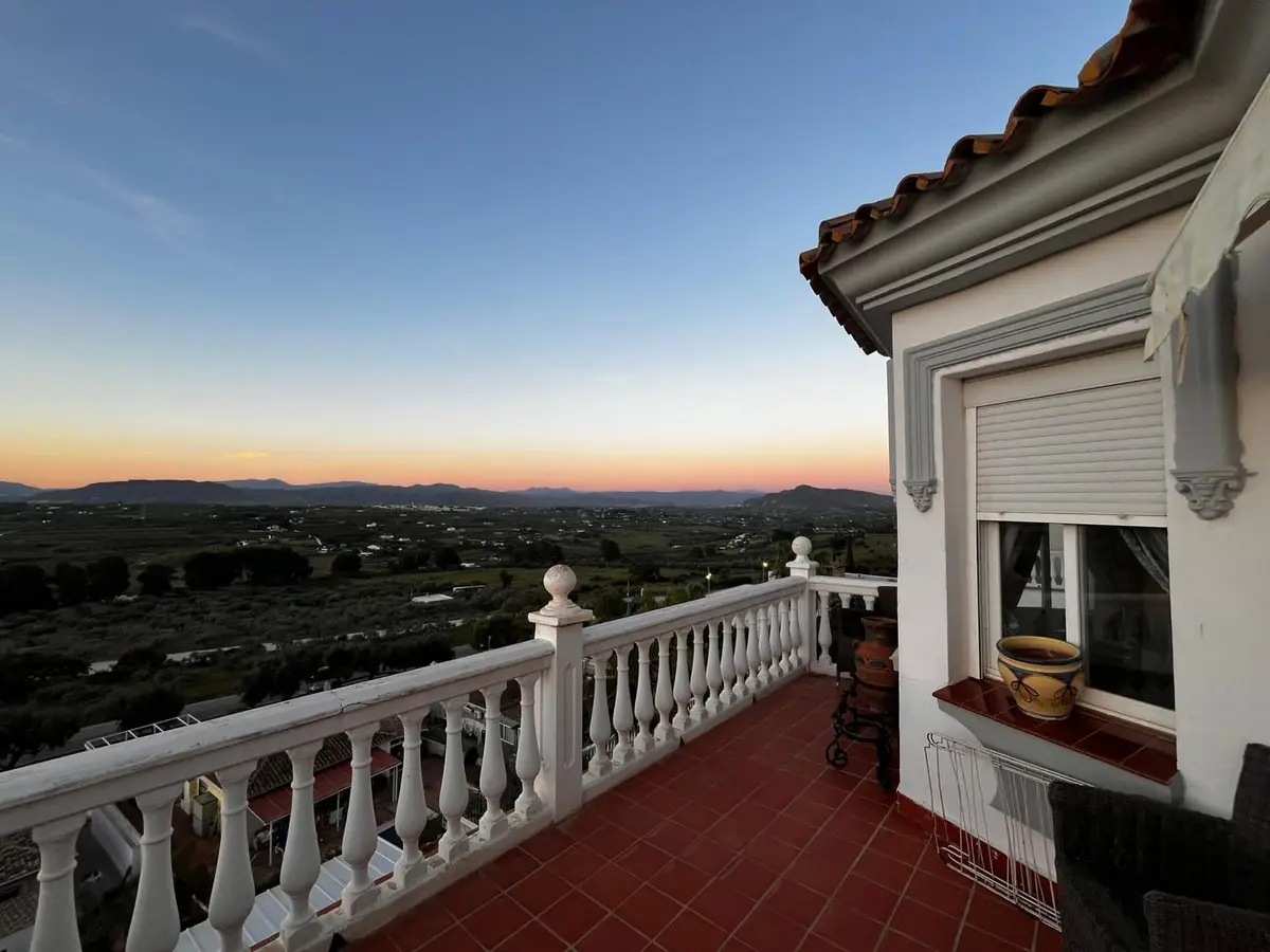 Detached Villa for sale in Coín — photo 1