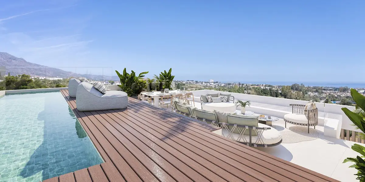Top Floor Apartment for sale in Benahavís — photo 1