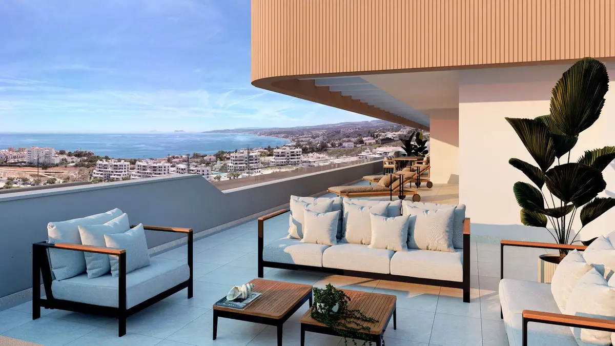 Middle Floor Apartment for sale in Estepona — photo 1