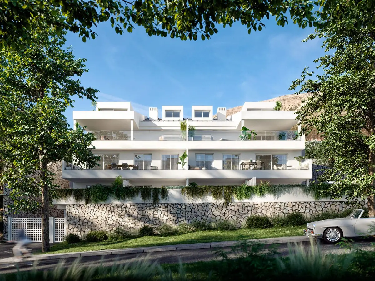Mieszkanie na środkowym piętrze na sprzedaż w Benalmadena Costa — zdjęcie 1
