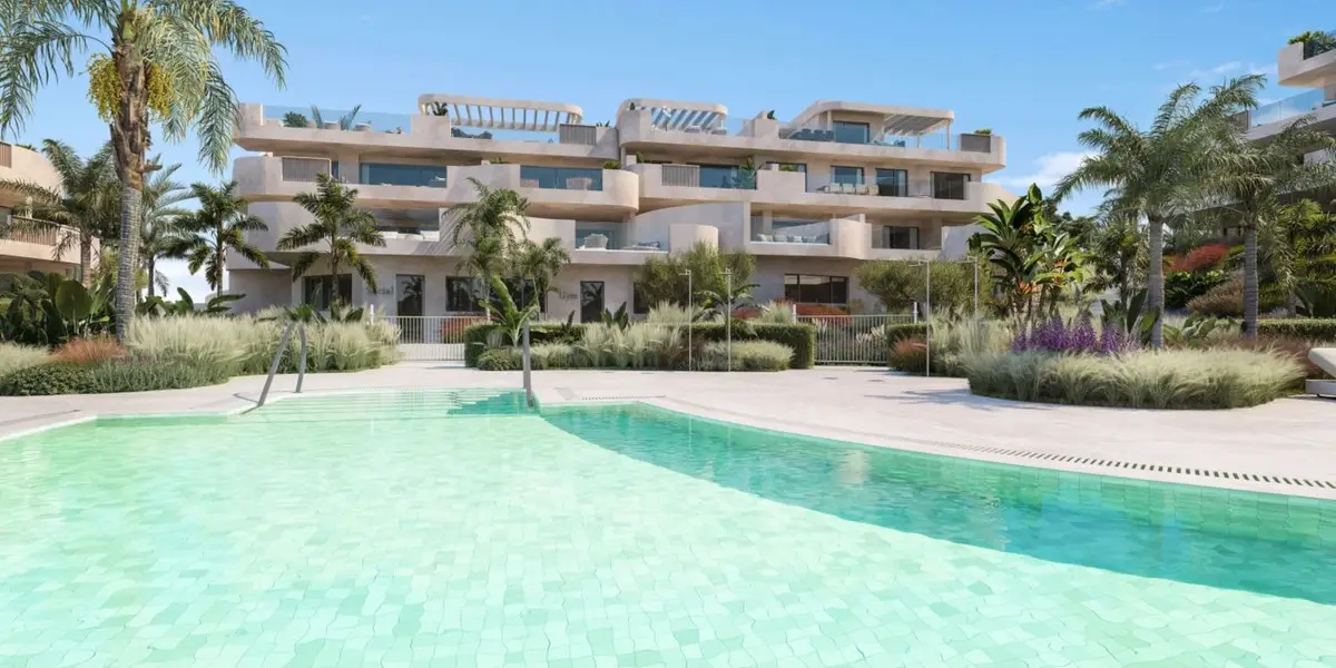 Penthouse for sale in Estepona — photo 1