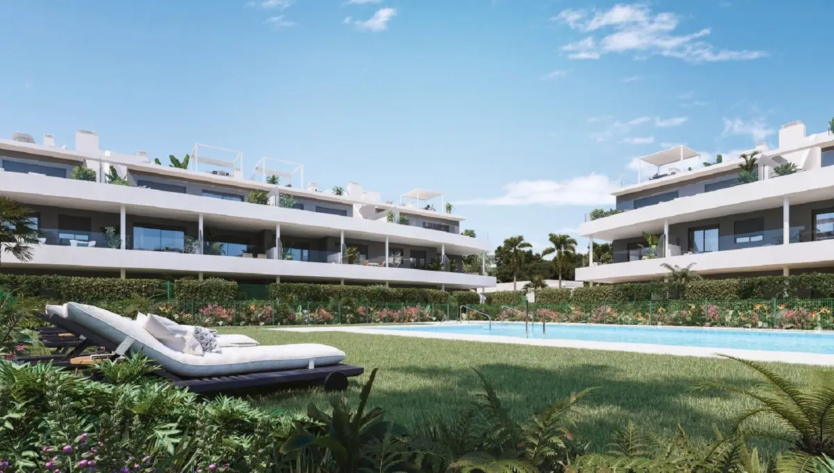 Ground Floor Apartment for sale in Estepona — photo 1