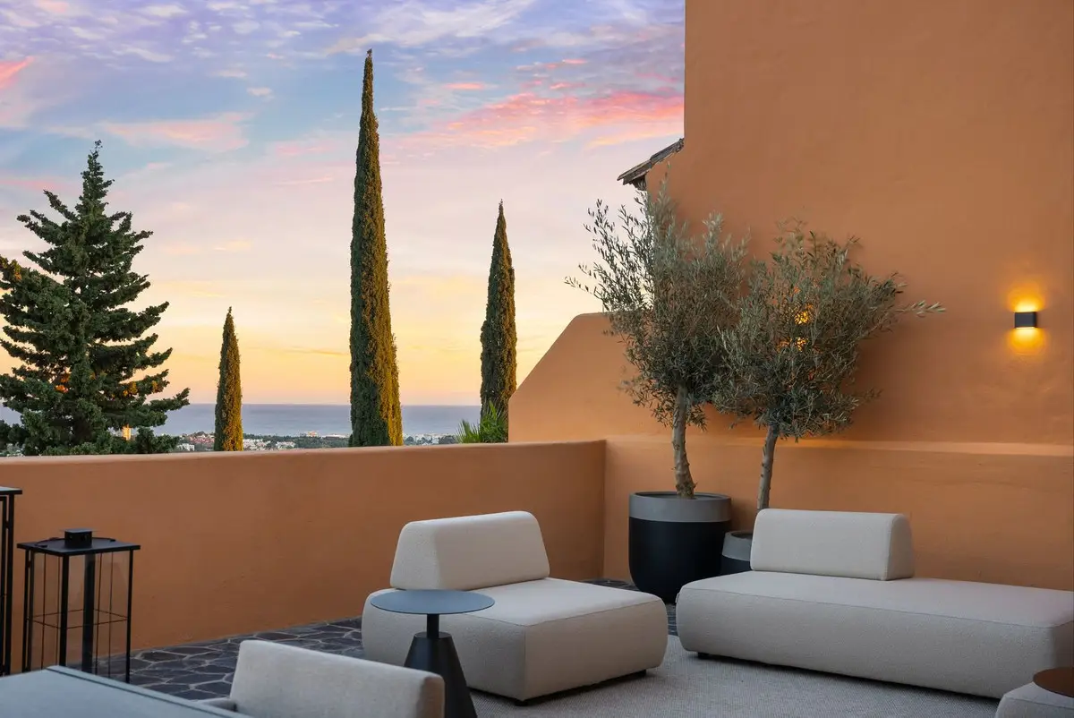 Penthouse for sale in Marbella — photo 1