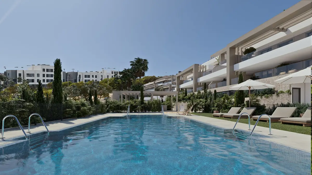 Ground Floor Apartment for sale in Estepona — photo 1