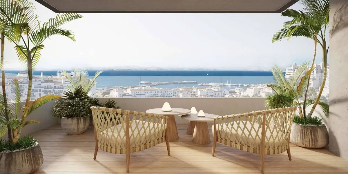 Penthouse for sale in Estepona — photo 1