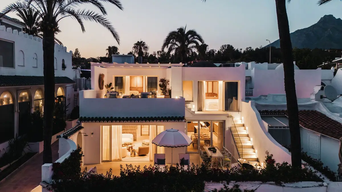 Semi-Detached House for sale in Marbella — photo 1