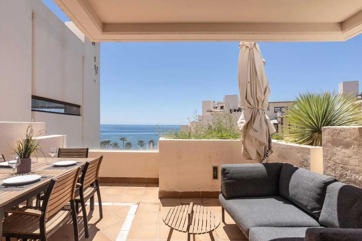 Penthouse Duplex for sale in Estepona — photo 1