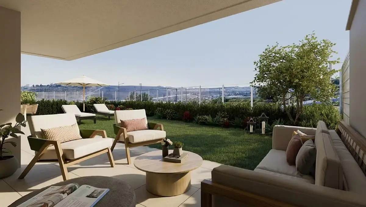 Ground Floor Apartment for sale in Estepona — photo 1