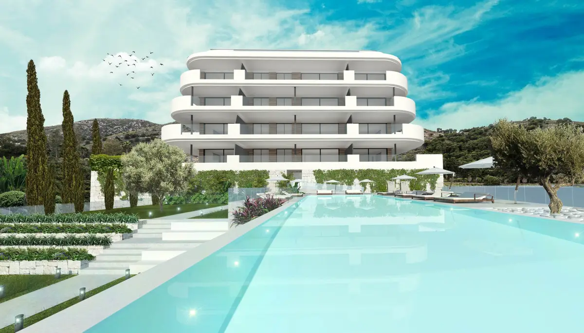 Middle Floor Apartment for sale in Fuengirola — photo 1