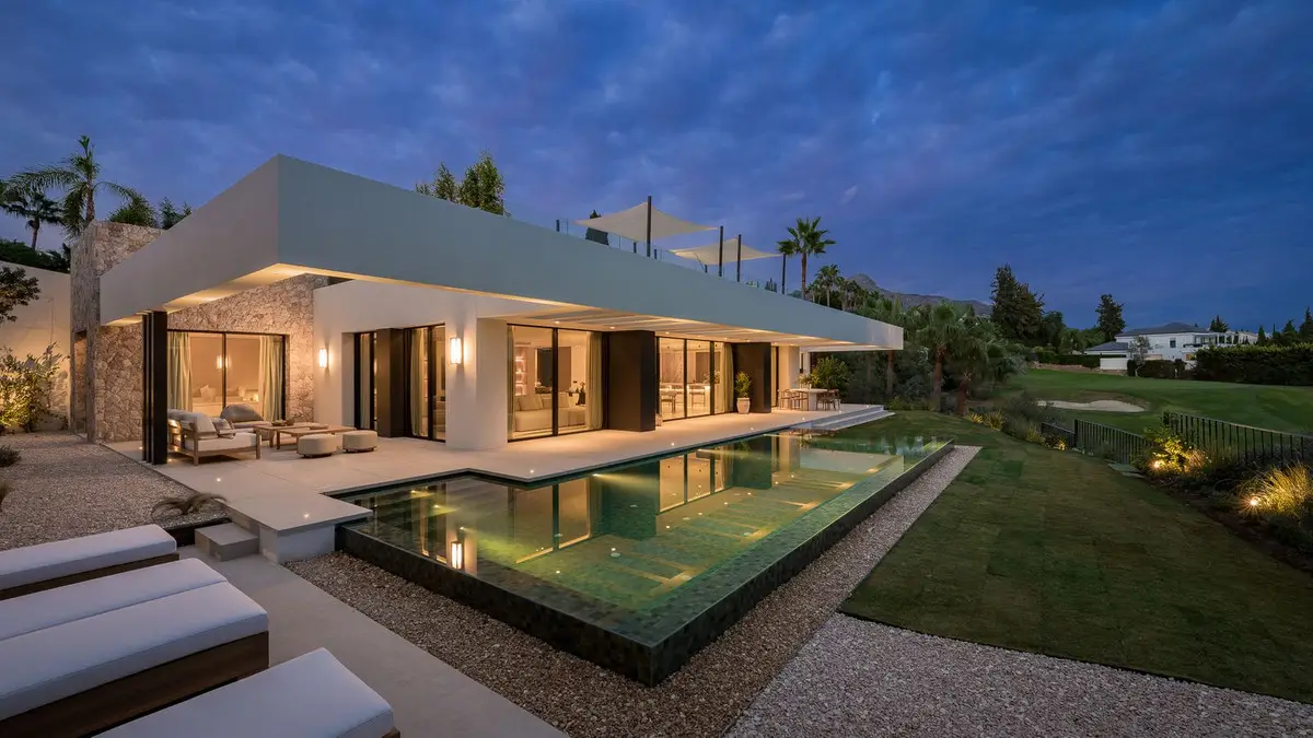 Detached Villa for sale in Marbella — photo 1