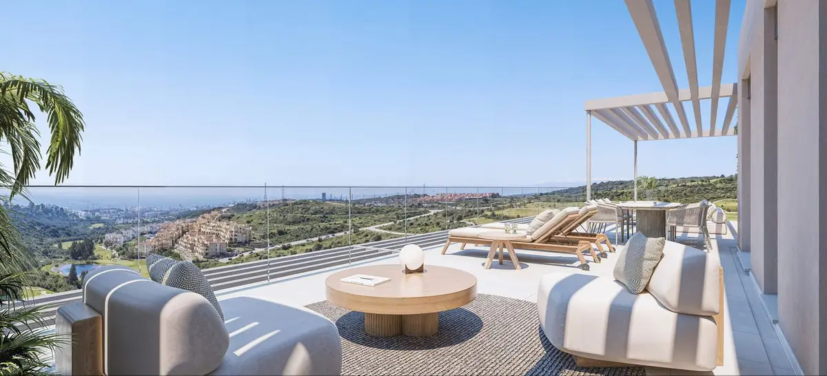 Penthouse for sale in Estepona — photo 1