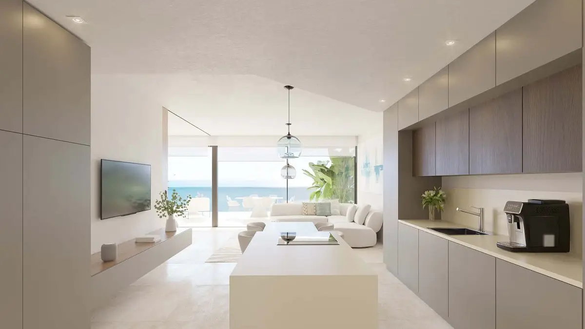 Lejlighed på mellemplan til salg i Benalmadena Costa — foto 1