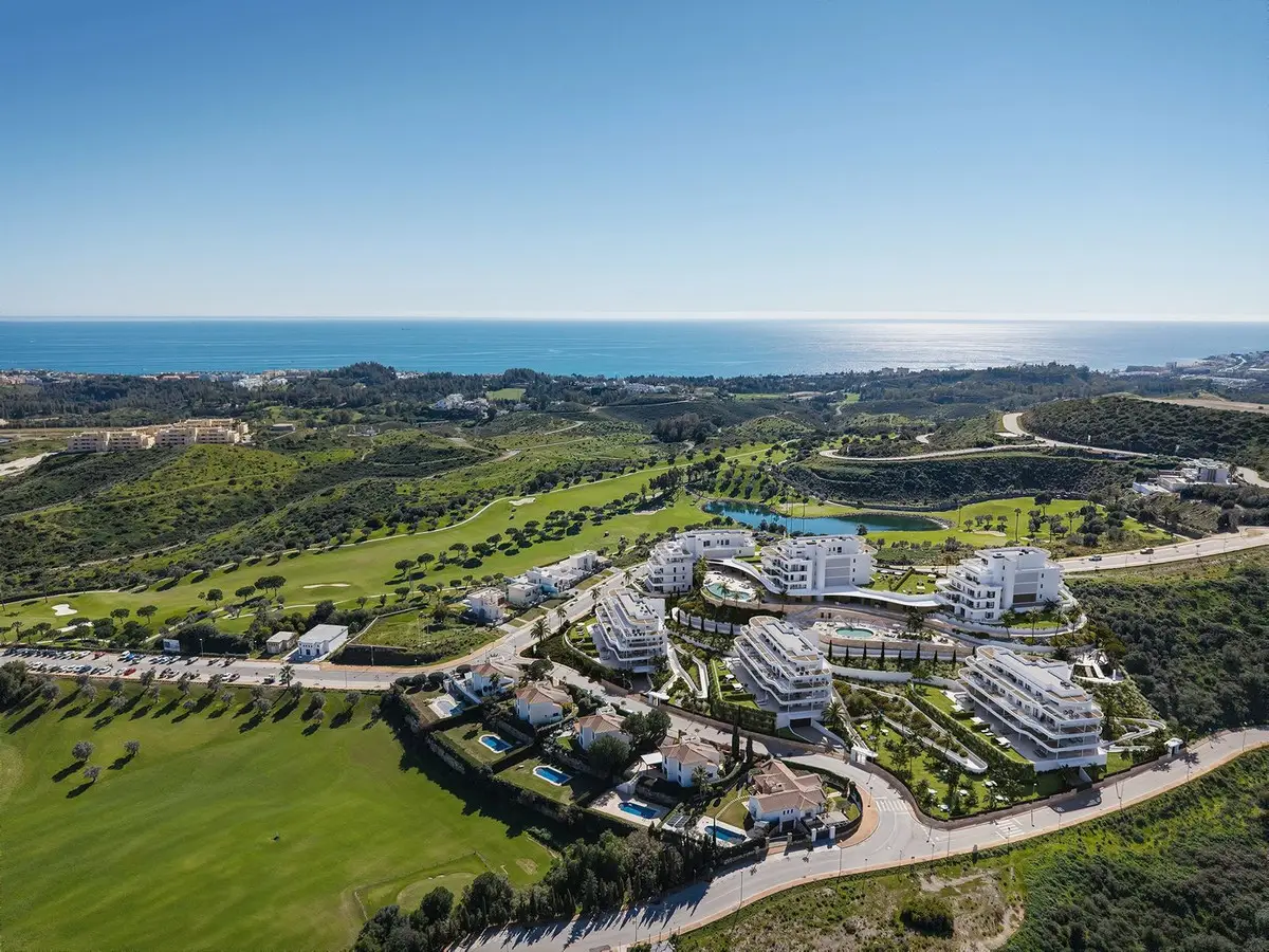 Middle Floor Apartment for sale in Mijas Costa — photo 1