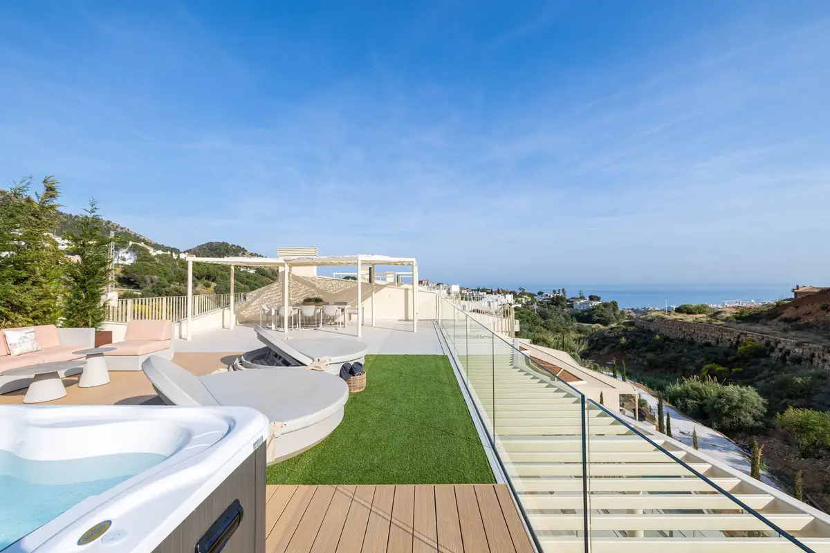 Penthouse for sale in Mijas Costa — photo 1