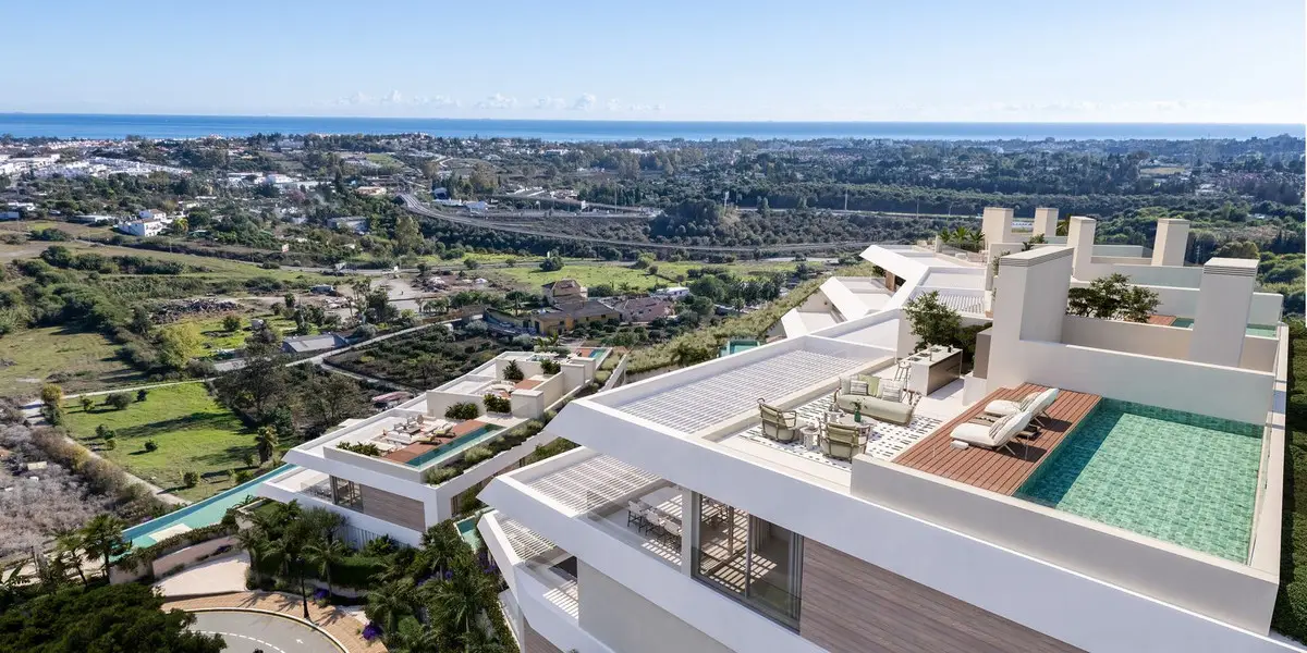Middle Floor Apartment for sale in Benahavís — photo 1