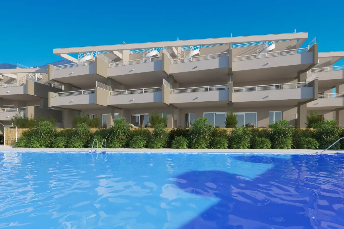 Middle Floor Apartment for sale in Estepona — photo 1