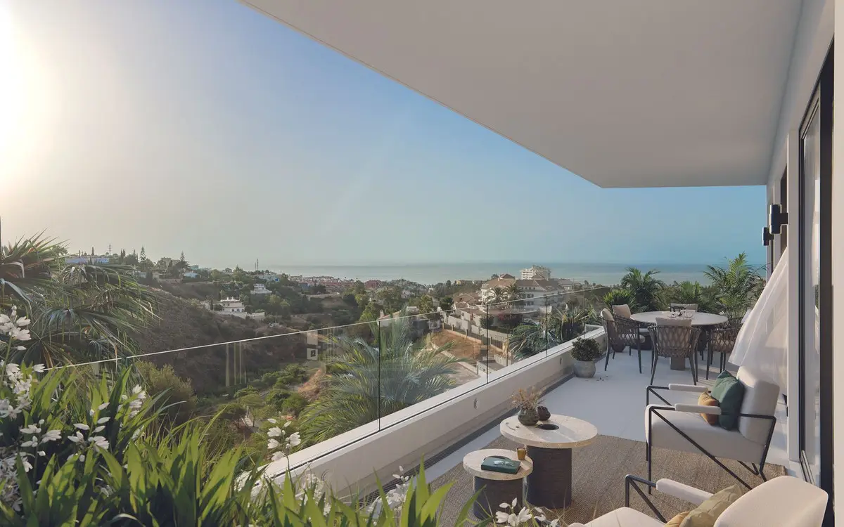 Middle Floor Apartment for sale in Fuengirola — photo 1