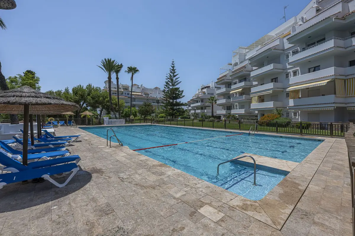 Ground Floor Apartment for sale in Nueva Andalucía — photo 1