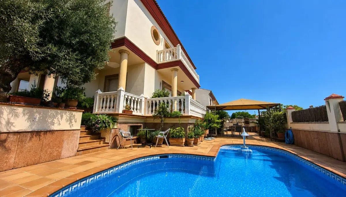 Detached Villa for sale in Ronda — photo 1